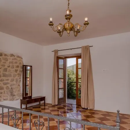 Trojanovic By Guide Βίλα *